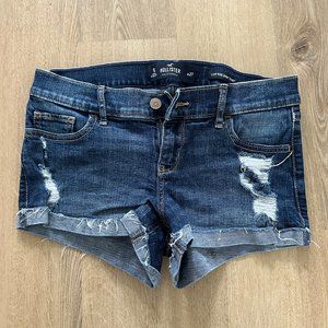 Hollister Low-Rise Short Shorts - Size 5 (w27)